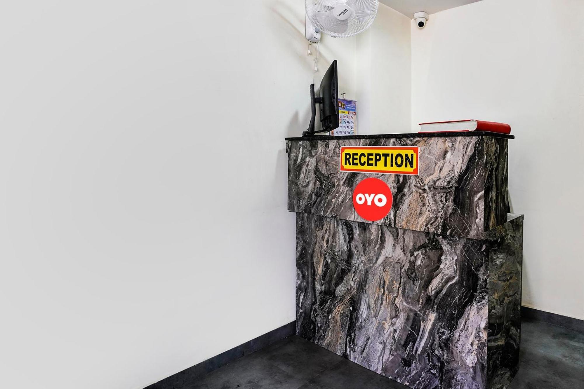 Hotel O Ashwi Navi Mumbai Exteriör bild