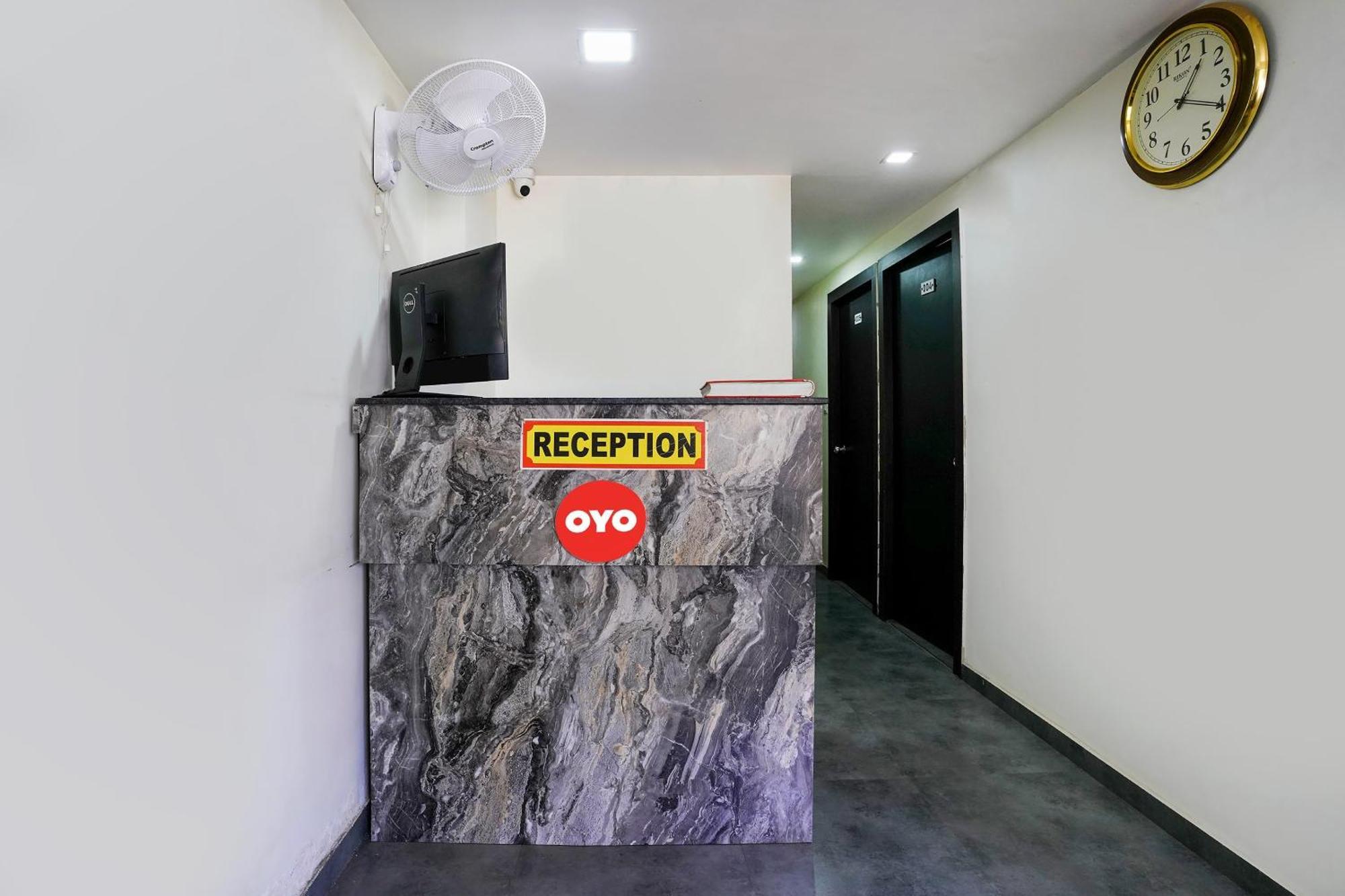 Hotel O Ashwi Navi Mumbai Exteriör bild